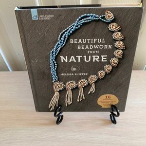 BEAUTIFUL BEADWORK FROM NATURE